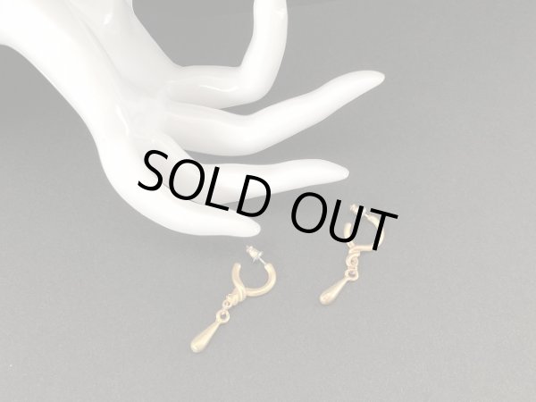 画像3: ゴールドトーン 揺れる ピアス USA (3)