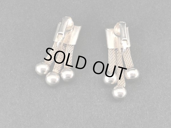 画像5: ゴールドトーン 揺れる イヤリング USA (5)