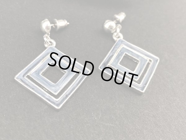 画像2: エナメル メタル 揺れる ピアス USA (2)