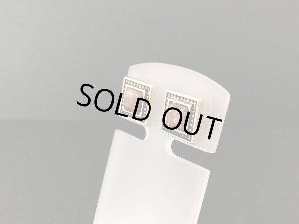 画像2: ゴールドトーン  ブラウン系カボッション 小ぶりな ピアス USA (2)