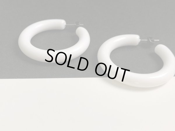 画像2: ホワイトカラー フープ ピアス USA (2)