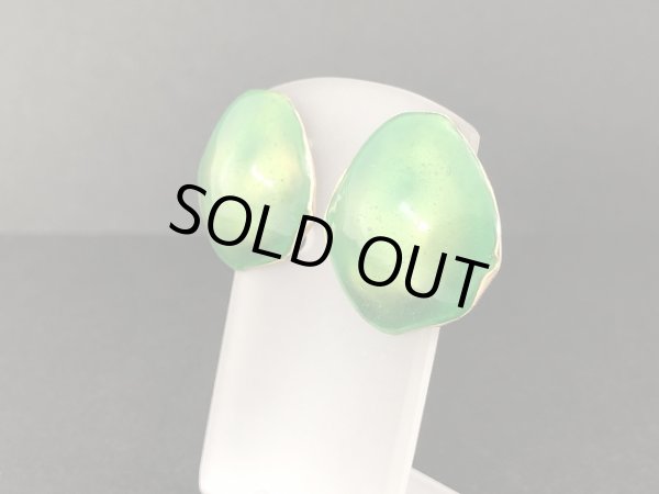 画像2: グリーンカラー イヤリング USA (2)