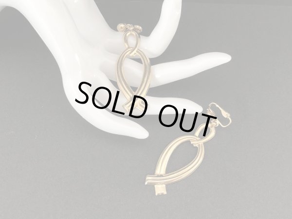 画像3: ゴールドトーン 大ぶり 揺れる ロング イヤリング USA (3)