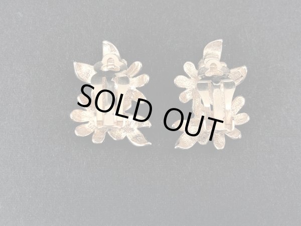 画像4: フラワーモチーフ パール イヤリング USA (4)