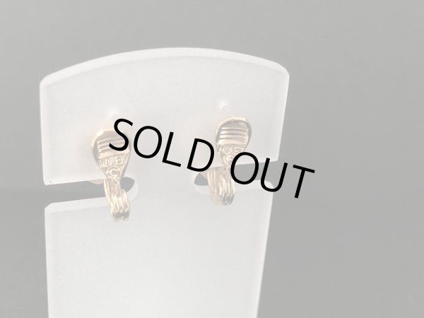 画像4: MONET モネ ゴールドトーン ハート 小ぶり イヤリング USA ヴィンテージ コスチュームジュエリー (4)