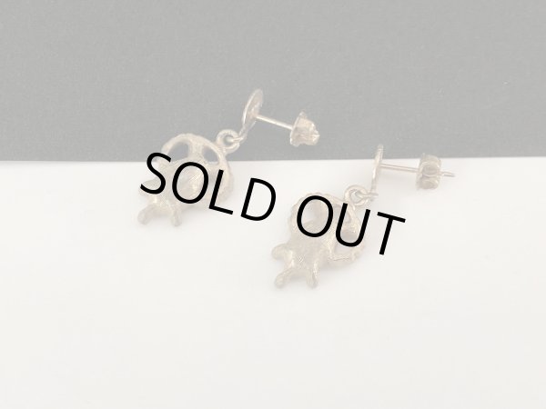 画像4: ゴールドトーン アンバーカラーカボッション 揺れる ピアス USA (4)