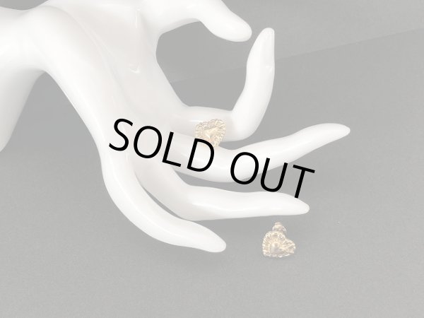 画像3: ゴールドトーン 小ぶりな ハート ピアス USA (3)