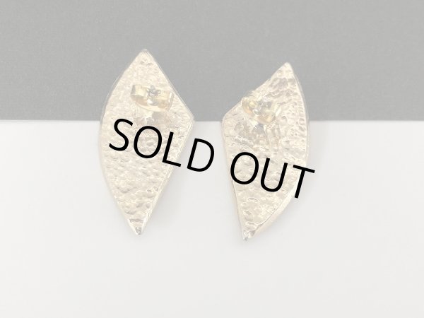 画像4: ゴールドトーン ブラックエナメル ピアス USA (4)