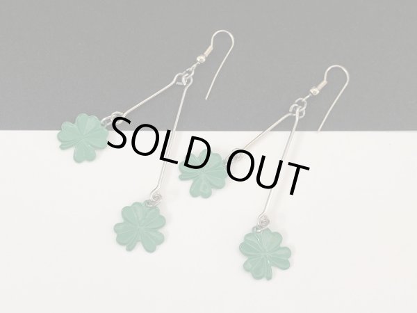 画像4: 四つ葉のクローバー 揺れる ピアス USA (4)