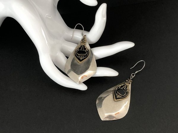 画像4: シルバートーン 大ぶり 揺れる ピアス USA (4)