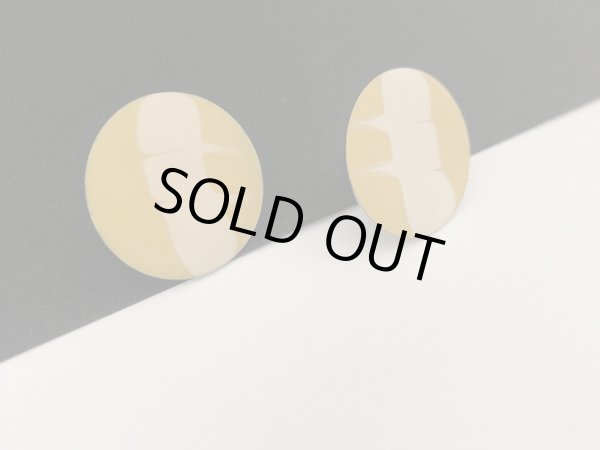 画像2: イエローカラー ピアス USA (2)