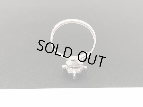 画像5: 指輪  リング シルバートーン グリーン系カラーストーン USA  (5)