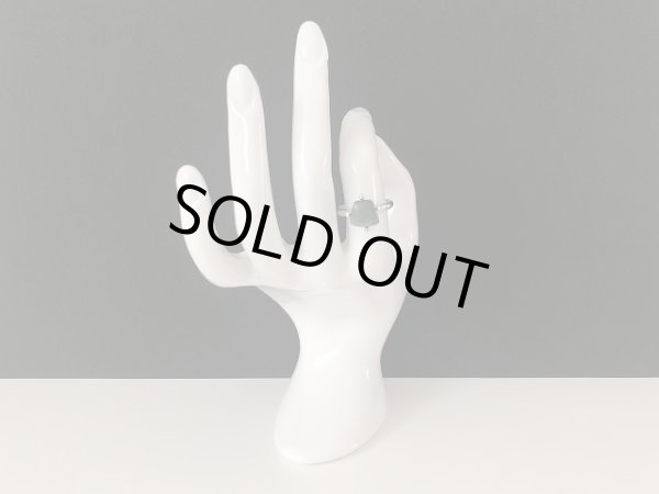 画像3: 指輪  リング シルバートーン グリーン系カラーストーン USA  (3)