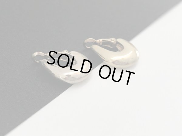 画像3: ゴールドトーン 小ぶりなフープイヤリング USA (3)