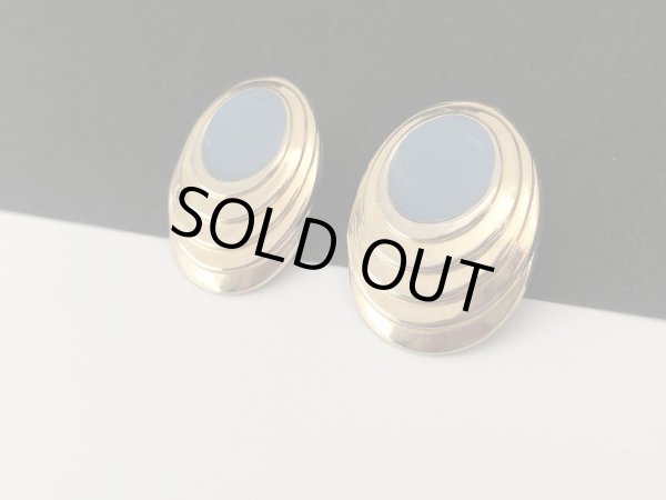 画像2: ゴールドトーン エナメルカラーピアス USA (2)