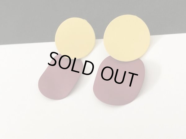 画像2: 揺れるカラーピアス USA (2)