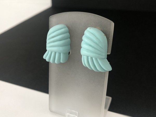 画像2: 淡いグリーンカラー イヤリング USA (2)