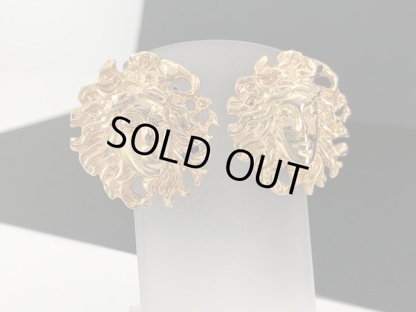 画像3: ゴールドトーン フェイスモチーフイヤリング USA (3)