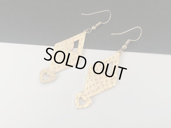 画像5: エナメルメタル フラワー 蝶々 揺れるピアス USA (5)