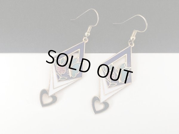 画像3: エナメルメタル フラワー 蝶々 揺れるピアス USA (3)