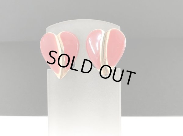 画像2: ゴールドトーン レッド系エナメルカラー イヤリング USA (2)