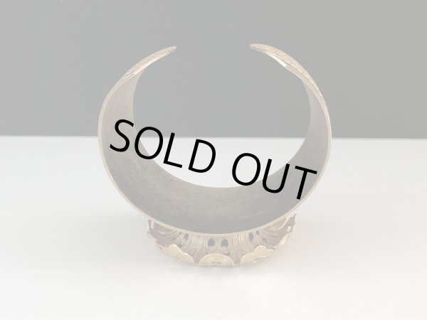 画像6: バングル ブレスレット ゴールドトーン フラワー シェル カフブレスレット USA オールド ヴィンテージ (6)