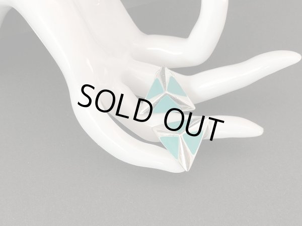 画像3: シルバートーン エメラルドグリーン系エナメルカラー イヤリング USA (3)