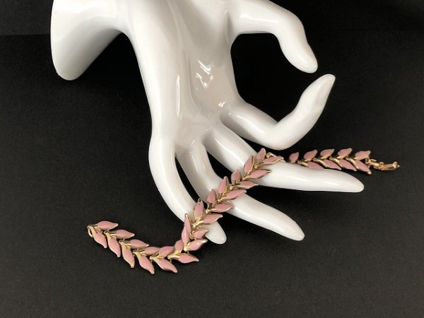 画像3: ゴールドトーン ピンクエナメルカラー ブレスレット USA ヴィンテージ (3)