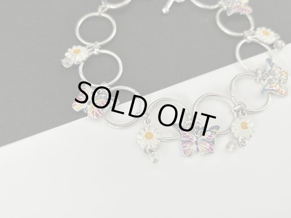 画像3: 蝶々とお花のチャームが揺れる ブレスレット USA ヴィンテージ (3)