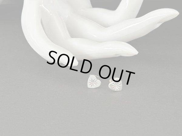 画像3: シルバートーン ハートモチーフ デザインピアス USA (3)