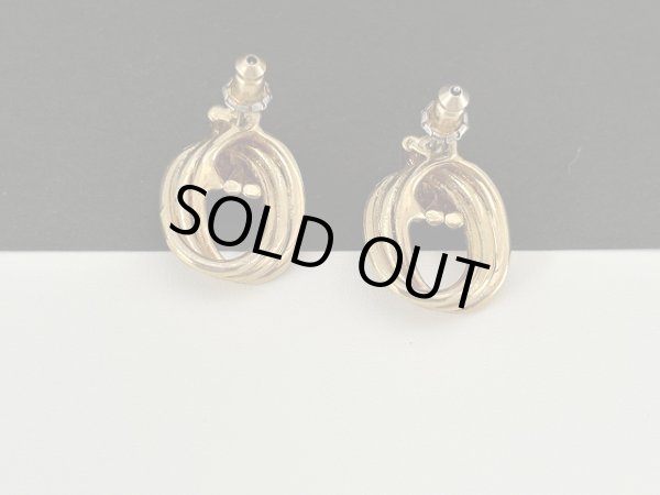 画像4: ゴールドトーン デザインピアス USA (4)