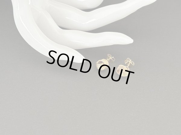 画像3: ゴールドトーン デザインピアス USA (3)